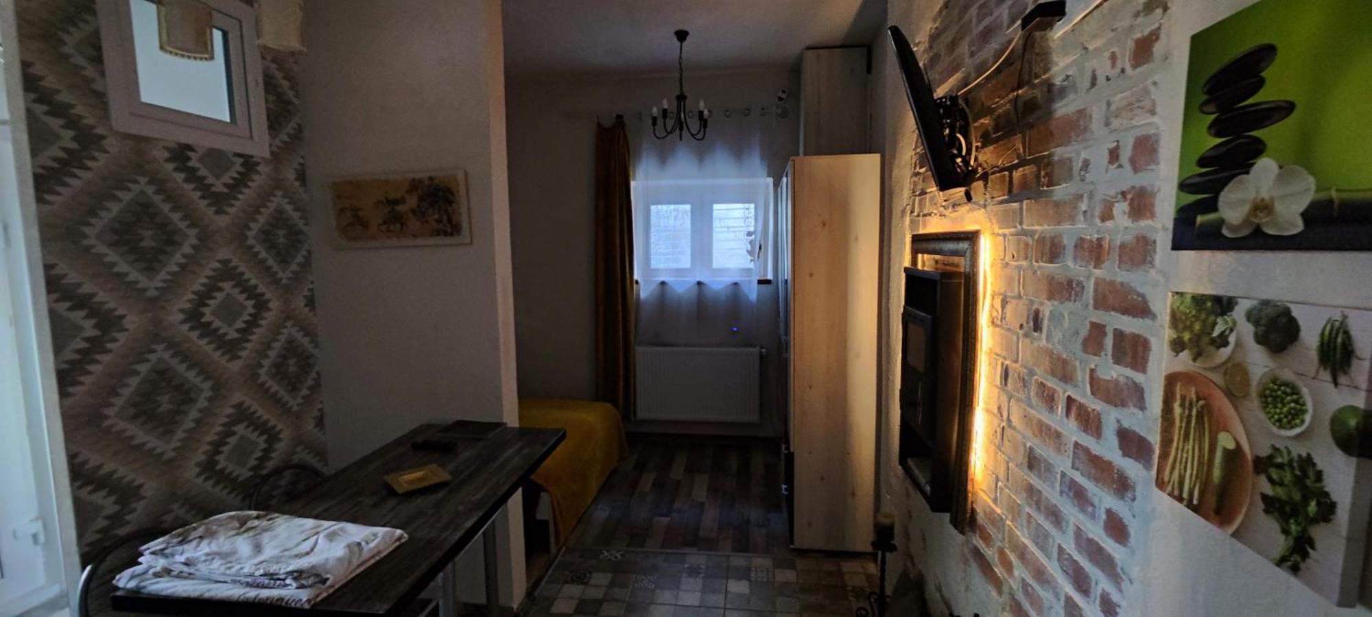 Old City Romantic Studio Braşov Habitación foto